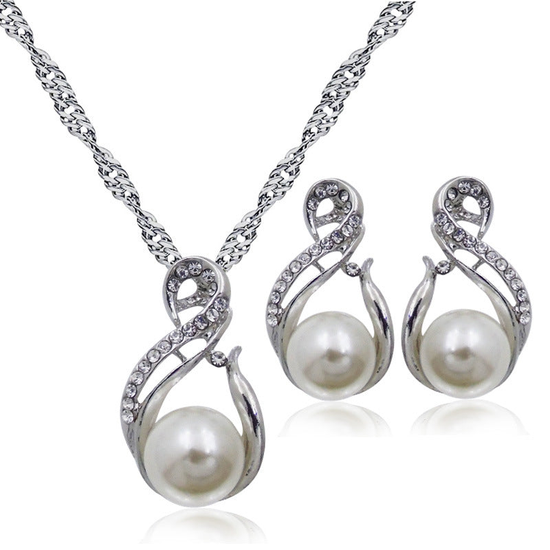 Pearl and diamond necklace earrings set